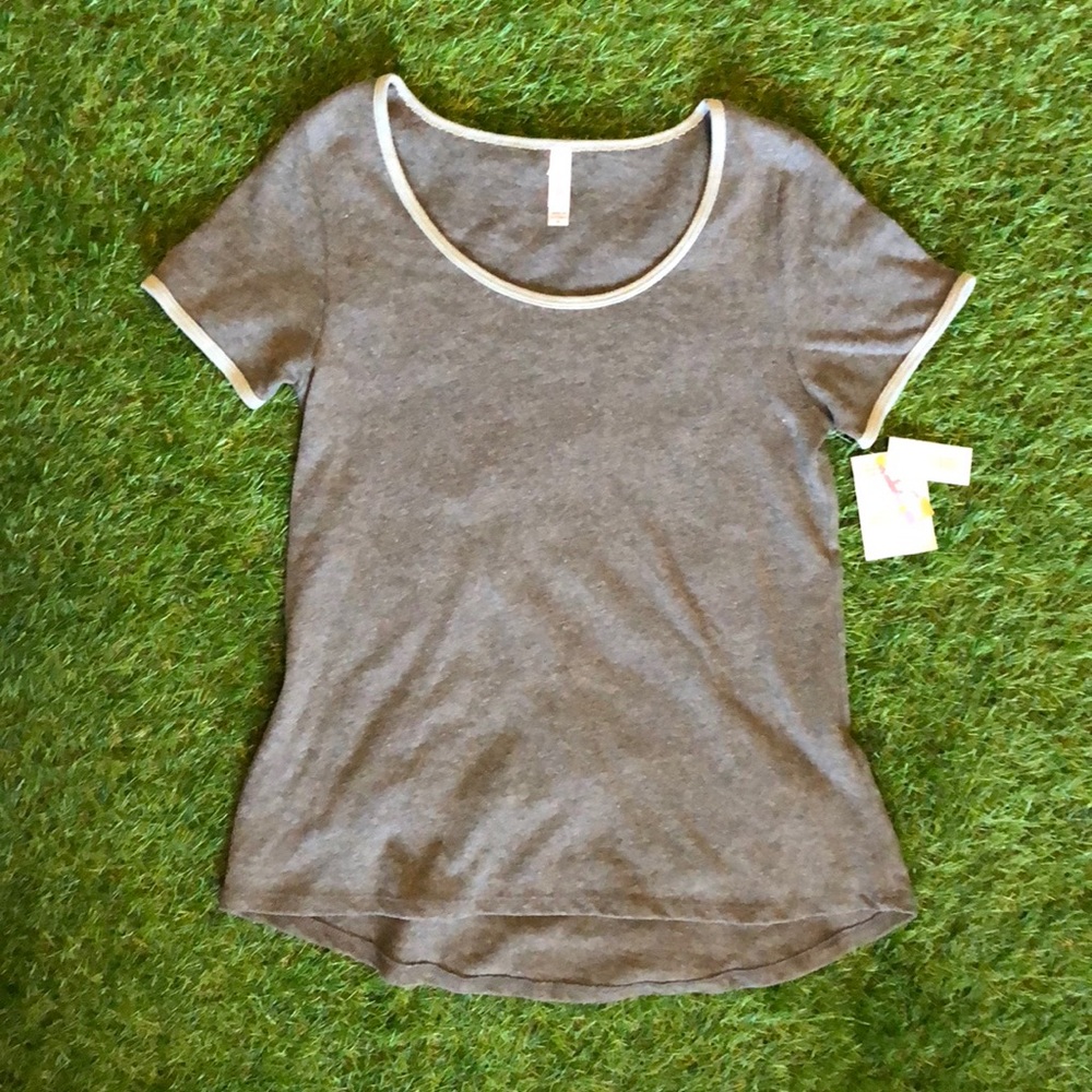 NWT!! LuLaRoe Gray Classic T in Medium